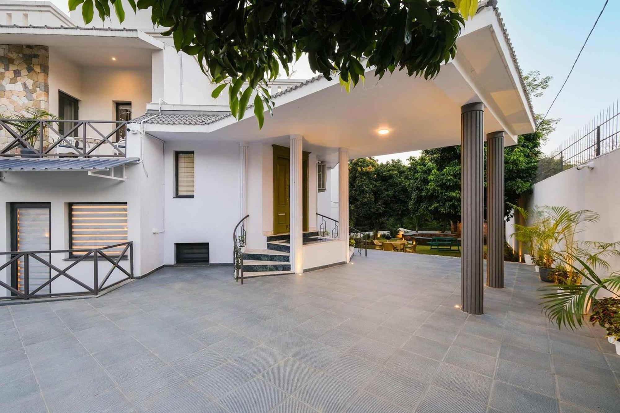 Villa Sierra Sky - Exquisite Elegant 4 Bedroom Villa Dehradun Eksteriør billede
